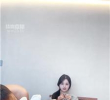 【香芋朱朱】桌底白袜脚玩老板