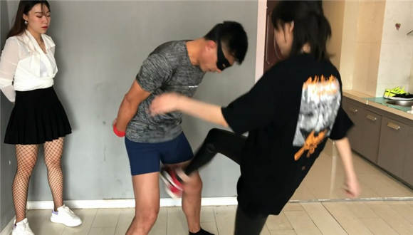 195246qckiclklur2cfukt.jpg 195246qckiclklur2cfukt.jpg