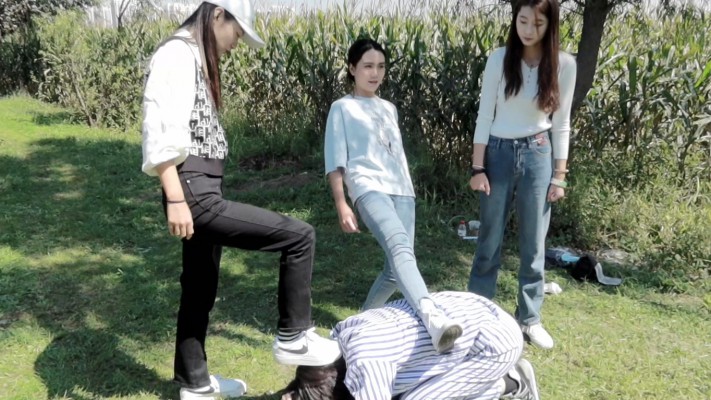 195635tyi6i9byj2air11b.jpg 195635tyi6i9byj2air11b.jpg